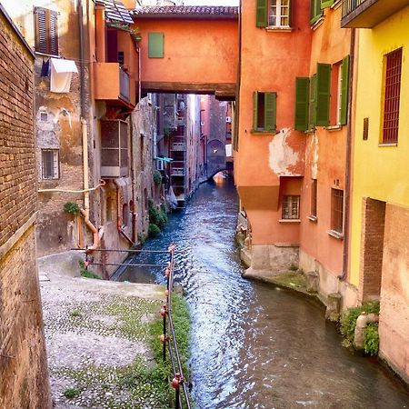Historic Center - With 2 Single Beds Apartment Bologna Luaran gambar